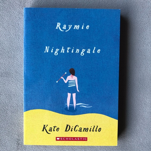 Set of 2 ~ Junior Novels ~ Absolutely Almost & Raymie Nightingale - Picture 5 of 8